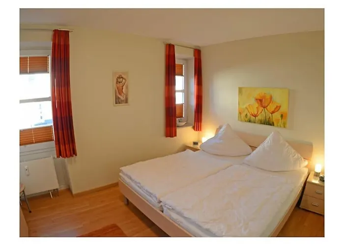 With 2 Bedrooms Semesterbostad *